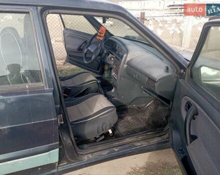 Зеленый ВАЗ 2115 Самара, объемом двигателя 1.5 л и пробегом 120 тыс. км за 2200 $, фото 2 на Automoto.ua