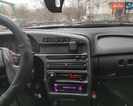 Зеленый ВАЗ 2115 Самара, объемом двигателя 1.6 л и пробегом 180 тыс. км за 2800 $, фото 6 на Automoto.ua