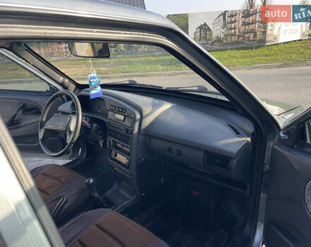 Зелений ВАЗ 2115 Самара, об'ємом двигуна 1.6 л та пробігом 260 тис. км за 2550 $, фото 14 на Automoto.ua