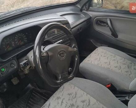 Зеленый ВАЗ 2115 Самара, объемом двигателя 1.6 л и пробегом 198 тыс. км за 1700 $, фото 5 на Automoto.ua