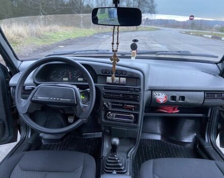 Зелений ВАЗ 2115 Самара, об'ємом двигуна 1.6 л та пробігом 230 тис. км за 2000 $, фото 7 на Automoto.ua