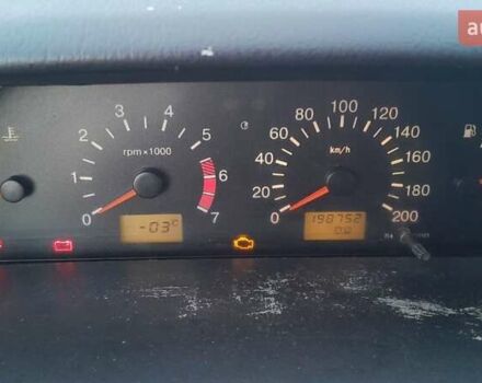 Зеленый ВАЗ 2115 Самара, объемом двигателя 1.6 л и пробегом 198 тыс. км за 1700 $, фото 2 на Automoto.ua