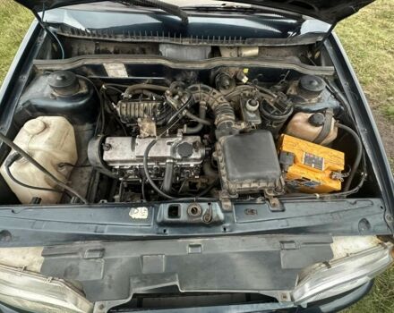 Зеленый ВАЗ 2115 Самара, объемом двигателя 1.6 л и пробегом 214 тыс. км за 1700 $, фото 6 на Automoto.ua