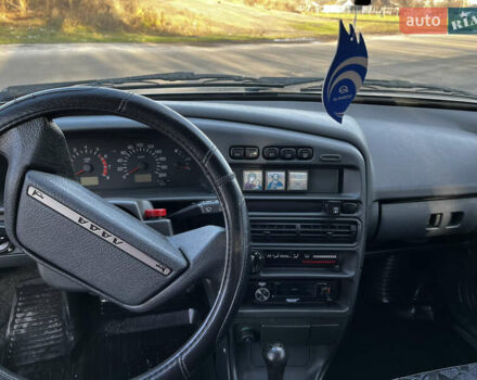 Зелений ВАЗ 2115 Самара, об'ємом двигуна 1.6 л та пробігом 206 тис. км за 2850 $, фото 5 на Automoto.ua