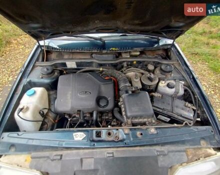 Зеленый ВАЗ 2115 Самара, объемом двигателя 1.6 л и пробегом 225 тыс. км за 1650 $, фото 12 на Automoto.ua