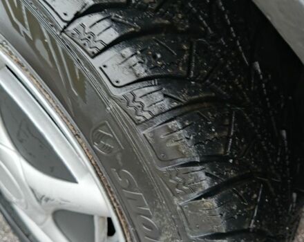 Зелений ВАЗ 2115 Самара, об'ємом двигуна 1.6 л та пробігом 233 тис. км за 1500 $, фото 5 на Automoto.ua