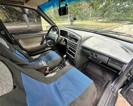 Зелений ВАЗ 2115 Самара, об'ємом двигуна 0 л та пробігом 249 тис. км за 1650 $, фото 8 на Automoto.ua