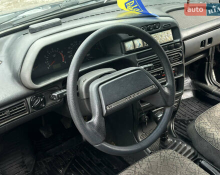Зелений ВАЗ 2115 Самара, об'ємом двигуна 1.6 л та пробігом 252 тис. км за 1700 $, фото 9 на Automoto.ua