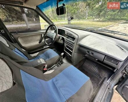 Зелений ВАЗ 2115 Самара, об'ємом двигуна 1.6 л та пробігом 249 тис. км за 1650 $, фото 8 на Automoto.ua