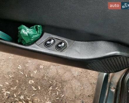 Зелений ВАЗ 2115 Самара, об'ємом двигуна 1.6 л та пробігом 250 тис. км за 2400 $, фото 16 на Automoto.ua