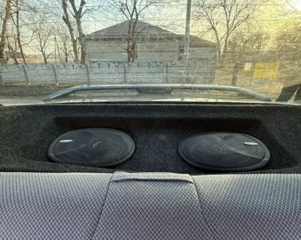 Зелений ВАЗ 2115 Самара, об'ємом двигуна 1.6 л та пробігом 170 тис. км за 2505 $, фото 12 на Automoto.ua