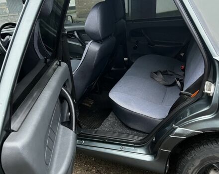 Зеленый ВАЗ 2115 Самара, объемом двигателя 1.6 л и пробегом 140 тыс. км за 3200 $, фото 4 на Automoto.ua