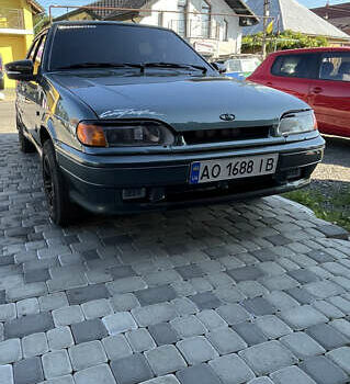 Зеленый ВАЗ 2115 Самара, объемом двигателя 1.6 л и пробегом 147 тыс. км за 2800 $, фото 2 на Automoto.ua