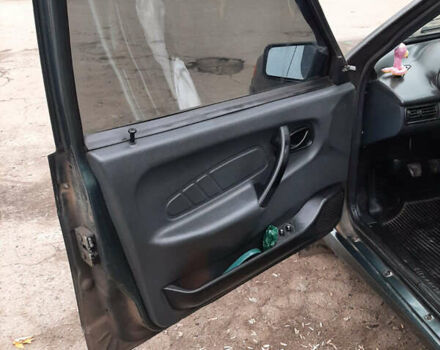 Зелений ВАЗ 2115 Самара, об'ємом двигуна 1.6 л та пробігом 250 тис. км за 2400 $, фото 14 на Automoto.ua