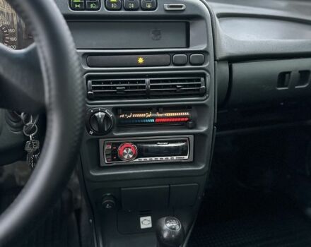 Зелений ВАЗ 2115 Самара, об'ємом двигуна 1.6 л та пробігом 291 тис. км за 1100 $, фото 14 на Automoto.ua