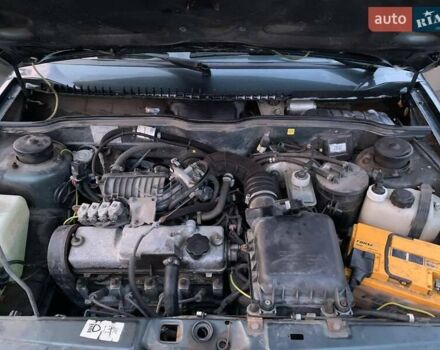 Зеленый ВАЗ 2115 Самара, объемом двигателя 1.6 л и пробегом 92 тыс. км за 3150 $, фото 12 на Automoto.ua