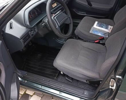 Зелений ВАЗ 2115 Самара, об'ємом двигуна 1.6 л та пробігом 47 тис. км за 3200 $, фото 3 на Automoto.ua