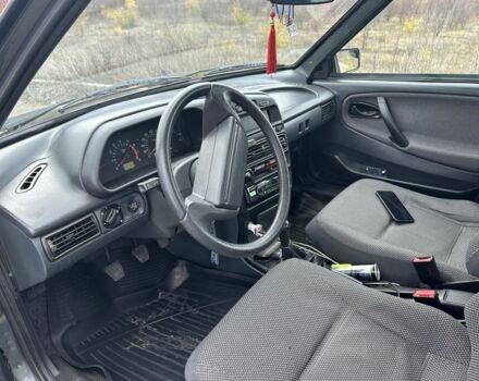 Зеленый ВАЗ 2115 Самара, объемом двигателя 1.6 л и пробегом 140 тыс. км за 2600 $, фото 3 на Automoto.ua