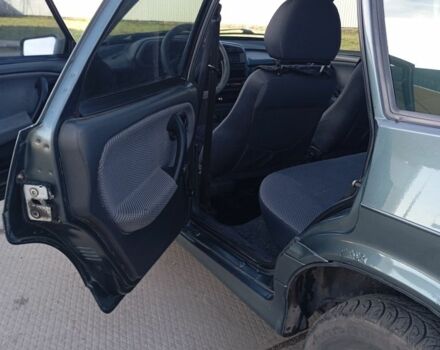 Зеленый ВАЗ 2115 Самара, объемом двигателя 1.6 л и пробегом 142 тыс. км за 2300 $, фото 6 на Automoto.ua