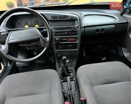 Зеленый ВАЗ 2115 Самара, объемом двигателя 1.6 л и пробегом 250 тыс. км за 1699 $, фото 5 на Automoto.ua