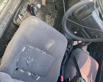 Зеленый ВАЗ 2115 Самара, объемом двигателя 0 л и пробегом 160 тыс. км за 1000 $, фото 5 на Automoto.ua