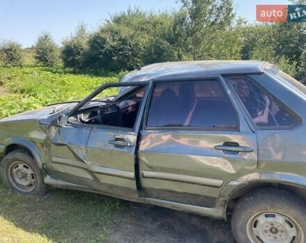 Зеленый ВАЗ 2115 Самара, объемом двигателя 1.6 л и пробегом 160 тыс. км за 1600 $, фото 5 на Automoto.ua