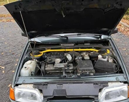 ВАЗ 2115 Самара 2011 у Славуте на Automoto.ua Зелений ВАЗ 2115 Самара, об'ємом двигуна 1.6 л та пробігом 152 тис. км за 2600 $, фото 12 на Automoto.ua