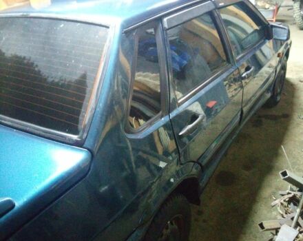 Зеленый ВАЗ 2115 Самара, объемом двигателя 1.6 л и пробегом 233 тыс. км за 1300 $, фото 5 на Automoto.ua