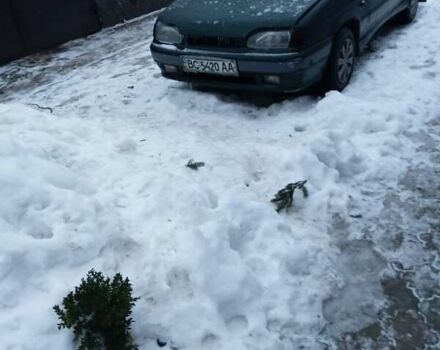 Зеленый ВАЗ 2115 Самара, объемом двигателя 1.5 л и пробегом 150 тыс. км за 1300 $, фото 1 на Automoto.ua