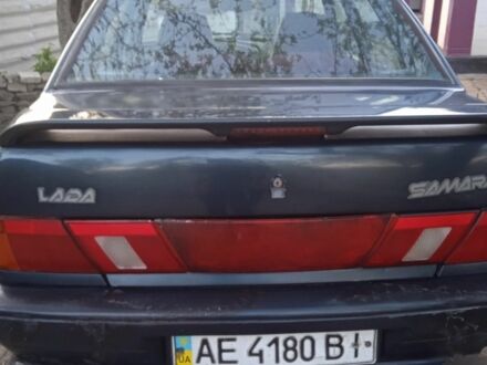 Зеленый ВАЗ 2115 Самара, объемом двигателя 1.6 л и пробегом 300 тыс. км за 1782 $, фото 1 на Automoto.ua