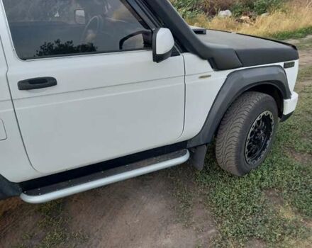 Білий ВАЗ 2121 Нива, об'ємом двигуна 1.7 л та пробігом 135 тис. км за 4000 $, фото 14 на Automoto.ua