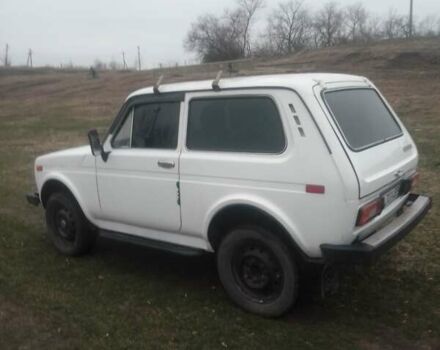 Белый ВАЗ 2121 Нива, объемом двигателя 1.6 л и пробегом 180 тыс. км за 2000 $, фото 8 на Automoto.ua