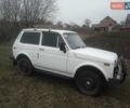 Белый ВАЗ 2121 Нива, объемом двигателя 1.6 л и пробегом 180 тыс. км за 2000 $, фото 2 на Automoto.ua