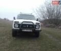 Белый ВАЗ 2121 Нива, объемом двигателя 1.6 л и пробегом 180 тыс. км за 2000 $, фото 2 на Automoto.ua