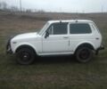 Белый ВАЗ 2121 Нива, объемом двигателя 1.6 л и пробегом 180 тыс. км за 2000 $, фото 9 на Automoto.ua