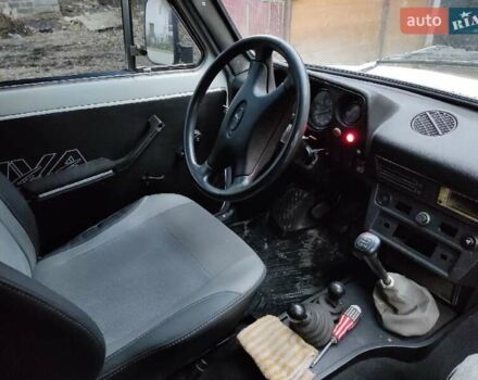 Білий ВАЗ 2121 Нива, об'ємом двигуна 1.6 л та пробігом 112 тис. км за 2700 $, фото 2 на Automoto.ua