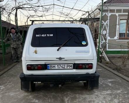 Белый ВАЗ 2121 Нива, объемом двигателя 1.6 л и пробегом 1 тыс. км за 3500 $, фото 6 на Automoto.ua