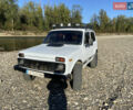 Белый ВАЗ 2121 Нива, объемом двигателя 1.6 л и пробегом 244 тыс. км за 2550 $, фото 1 на Automoto.ua