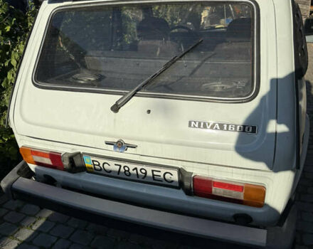 Білий ВАЗ 2121 Нива, об'ємом двигуна 1.6 л та пробігом 5 тис. км за 3200 $, фото 3 на Automoto.ua