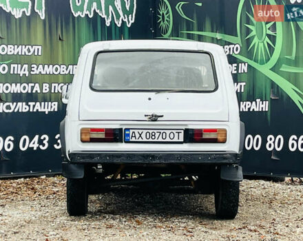 Білий ВАЗ 2121 Нива, об'ємом двигуна 1.7 л та пробігом 170 тис. км за 2300 $, фото 6 на Automoto.ua