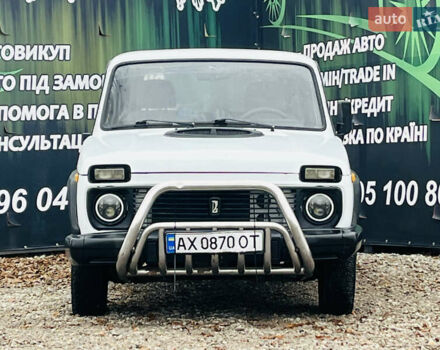 Білий ВАЗ 2121 Нива, об'ємом двигуна 1.7 л та пробігом 170 тис. км за 2300 $, фото 3 на Automoto.ua