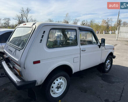 Білий ВАЗ 2121 Нива, об'ємом двигуна 1.59 л та пробігом 100 тис. км за 1350 $, фото 2 на Automoto.ua