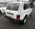 Белый ВАЗ 2121, объемом двигателя 1.6 л и пробегом 180 тыс. км за 2000 $, фото 2 на Automoto.ua
