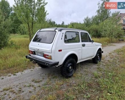 Белый ВАЗ 2121 Нива, объемом двигателя 0 л и пробегом 60 тыс. км за 2600 $, фото 2 на Automoto.ua