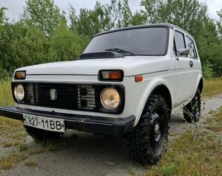 Белый ВАЗ 2121 Нива, объемом двигателя 0 л и пробегом 60 тыс. км за 2600 $, фото 3 на Automoto.ua