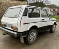 Белый ВАЗ 2121 Нива, объемом двигателя 1.58 л и пробегом 222 тыс. км за 1600 $, фото 3 на Automoto.ua