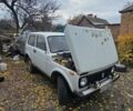 Белый ВАЗ 2121 Нива, объемом двигателя 1.7 л и пробегом 100 тыс. км за 1100 $, фото 1 на Automoto.ua