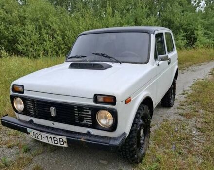 Белый ВАЗ 2121 Нива, объемом двигателя 0 л и пробегом 60 тыс. км за 2600 $, фото 4 на Automoto.ua