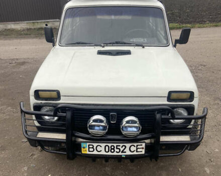 Білий ВАЗ 2121 Нива, об'ємом двигуна 1.6 л та пробігом 30 тис. км за 2600 $, фото 6 на Automoto.ua