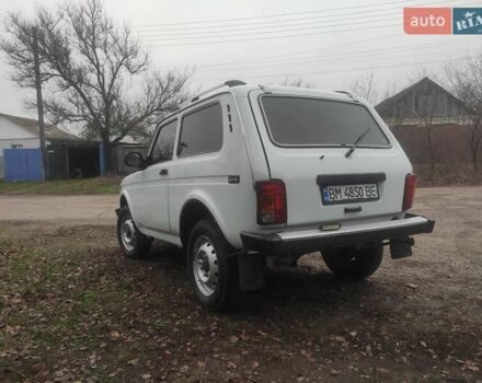 Белый ВАЗ 2121 Нива, объемом двигателя 1.57 л и пробегом 120 тыс. км за 2600 $, фото 1 на Automoto.ua